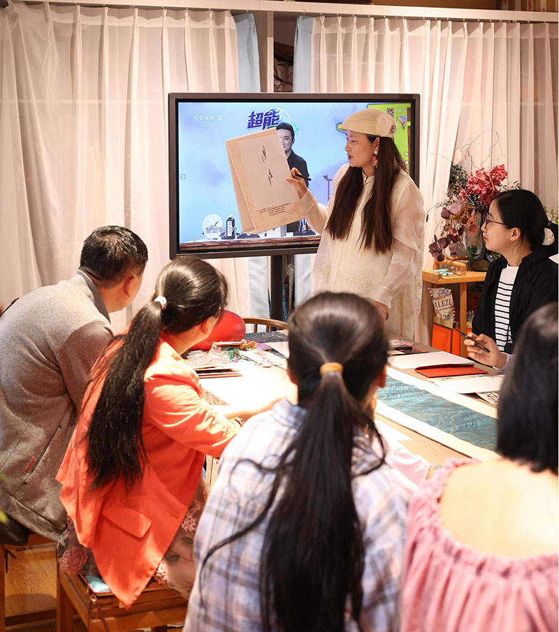 �ڴ�ţ��APP-�����������·������ֻ� ��������Ӫ����������֧������Ů���Ļ����������˶�