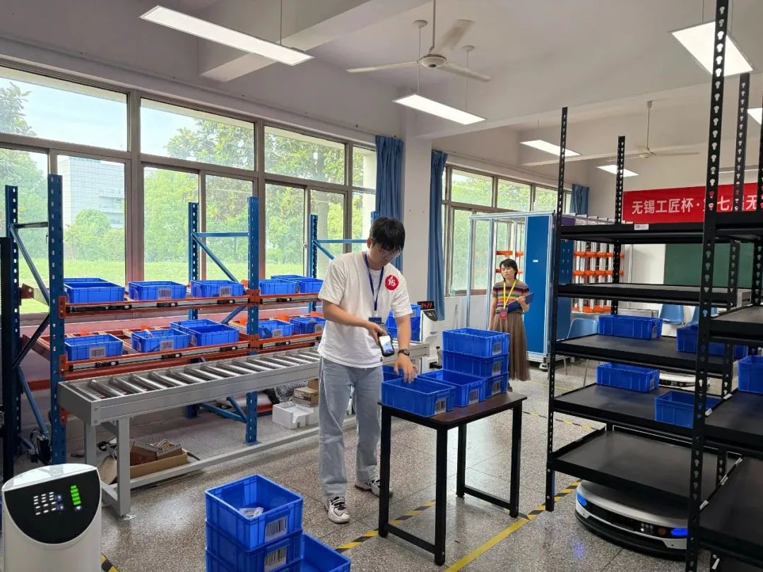 �ڴ�ţ��APP-�����������·������ֻ� ��������Ӫ��������Ա���¶���߽��������վ�Ӣ��������Ч��ʦ������